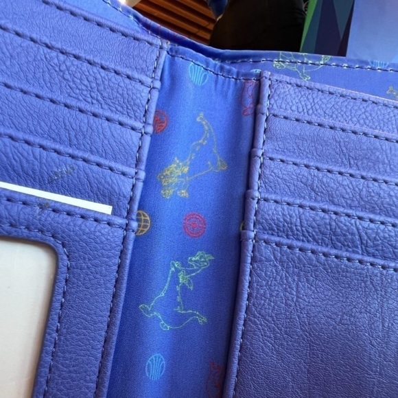 Epcot 40th Anniversary Wallet - Picture 7 of 9
